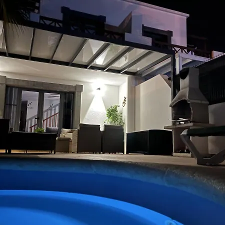 Villa Beautiful Lanzarote Ariana 3 Bedrooms Private Pool Bbq Playa Blanca *