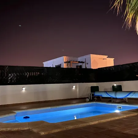 Villa Beautiful Lanzarote Ariana 3 Bedrooms Private Pool Bbq Playa Blanca